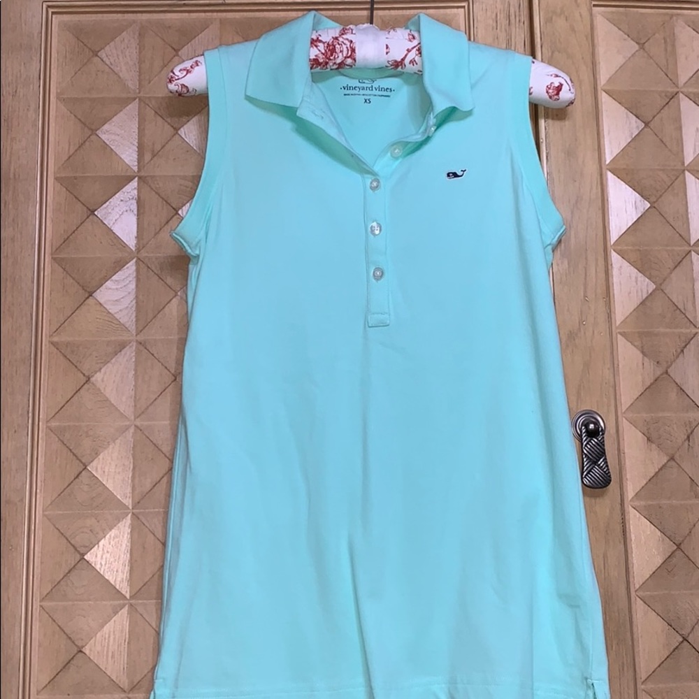 Vineyard vines